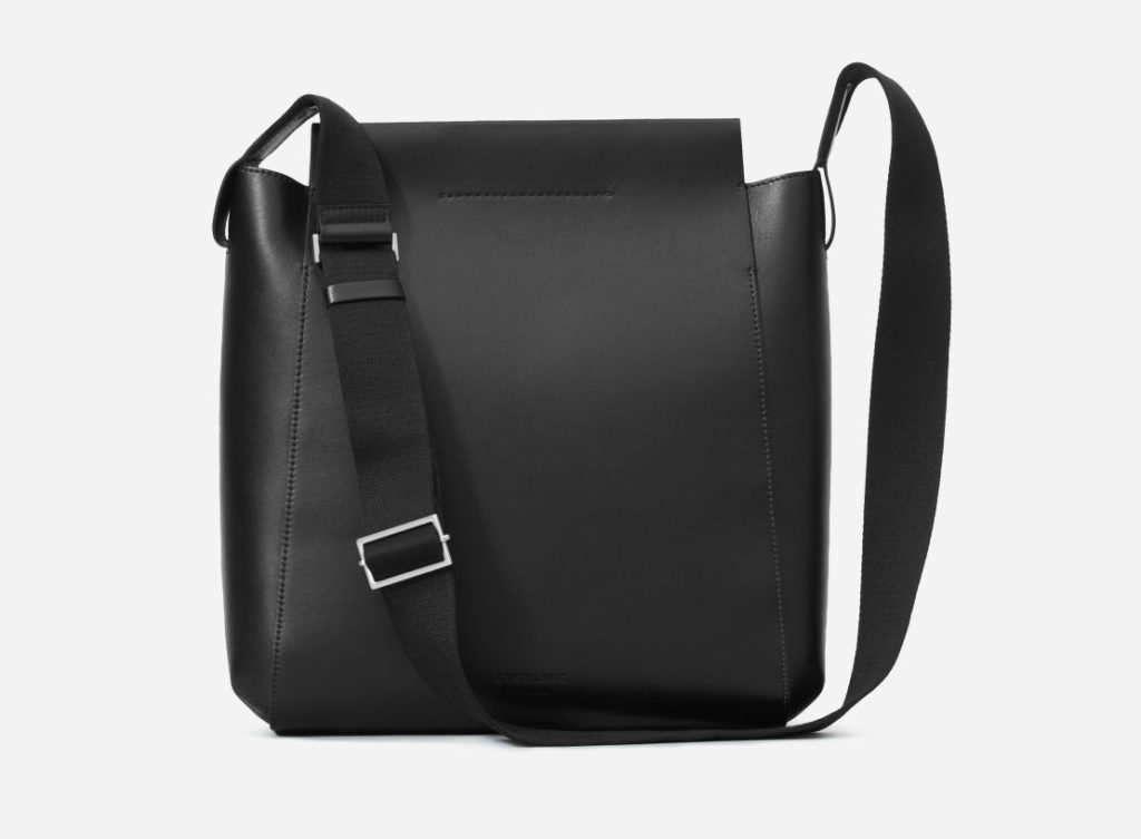 Everlane The Form Bag in Black